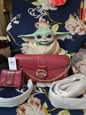 Coach Georgie Leather Shoulder/Crossbody in cherry w/wallet - New -Sale